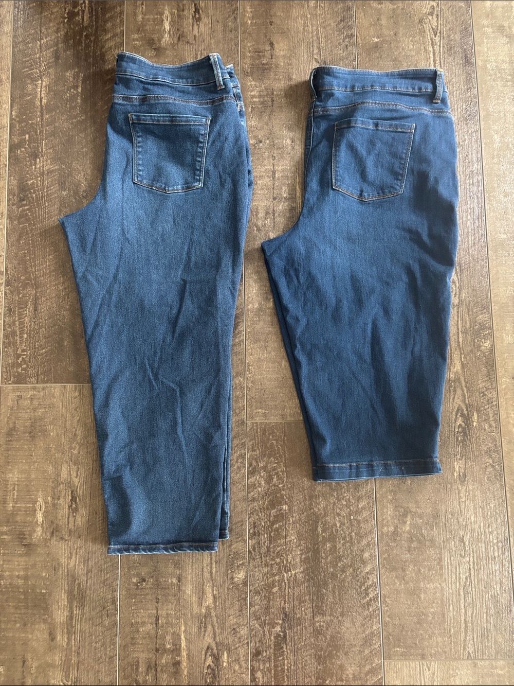 2 pairs Time and Tru jeans & capris size XL ( 16-18 )